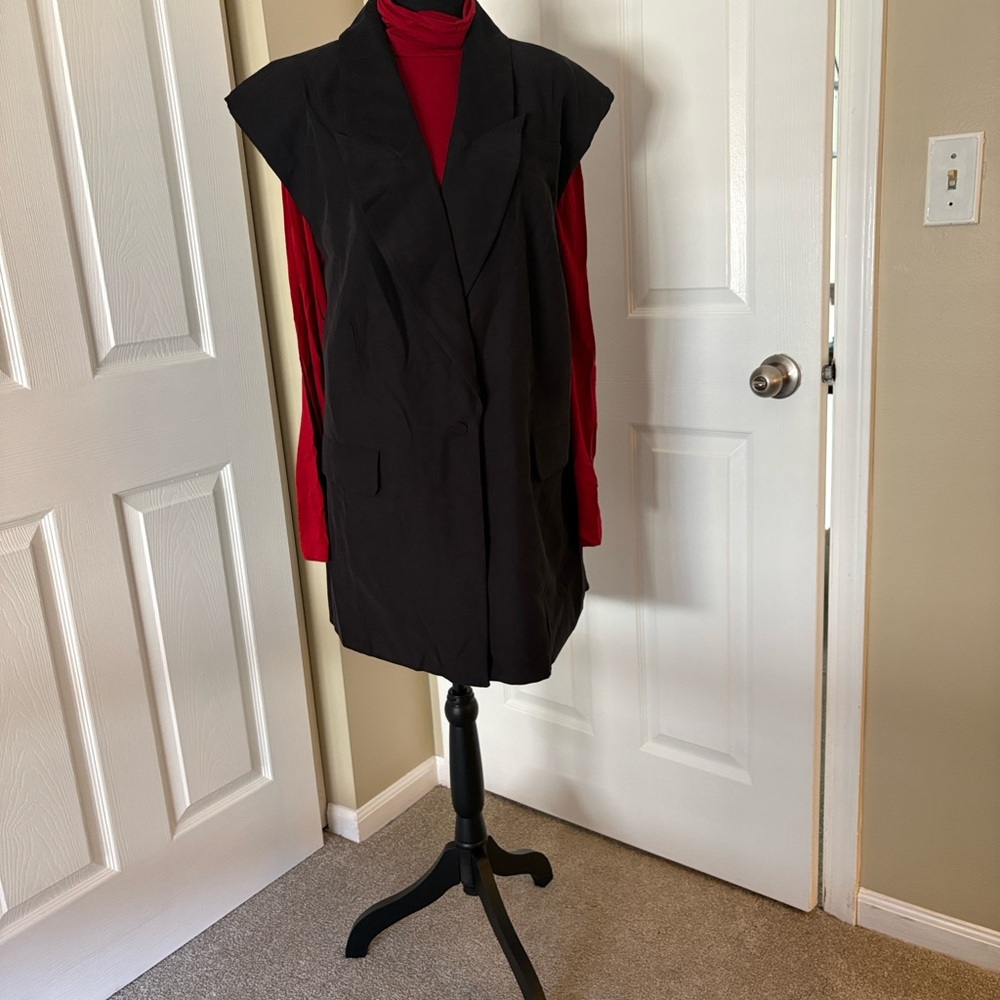 Eloquii Women’s Tailored Black Microsuede Blazer Vest - Picture 5 of 12